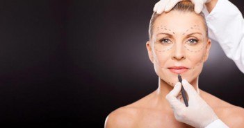 Comment débuter un rajeunissement facial ? visage pour rajeunir