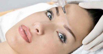 Botox et bistouri pour conserver son emploi Injection d'acide hyaluronique