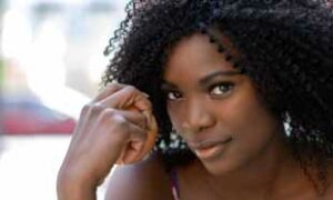 belle femme peau noire